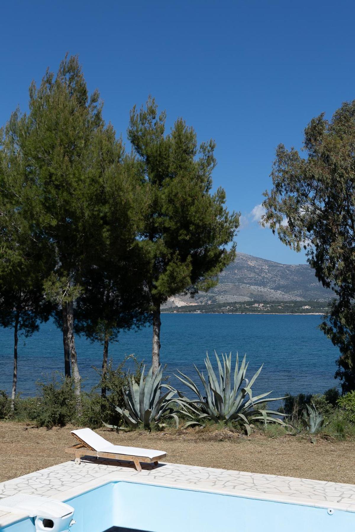 Villa Ostria Lixouri Bagian luar foto